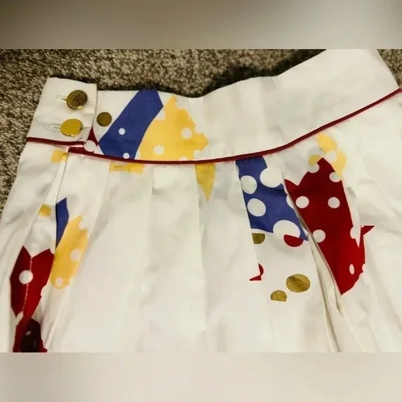 The Strawberry Plant Skirt by Dorthy Schoelen - Picture 4 of 4